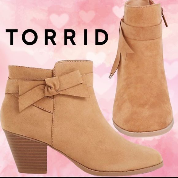 Torrid Tan Faux Suede Side Bow Bootie Boots Size 9 Wide NIB - Picture 3 of 15
